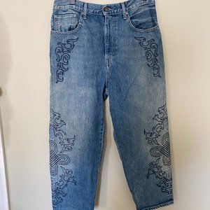 Levi's Embroidered Barrel Jeans